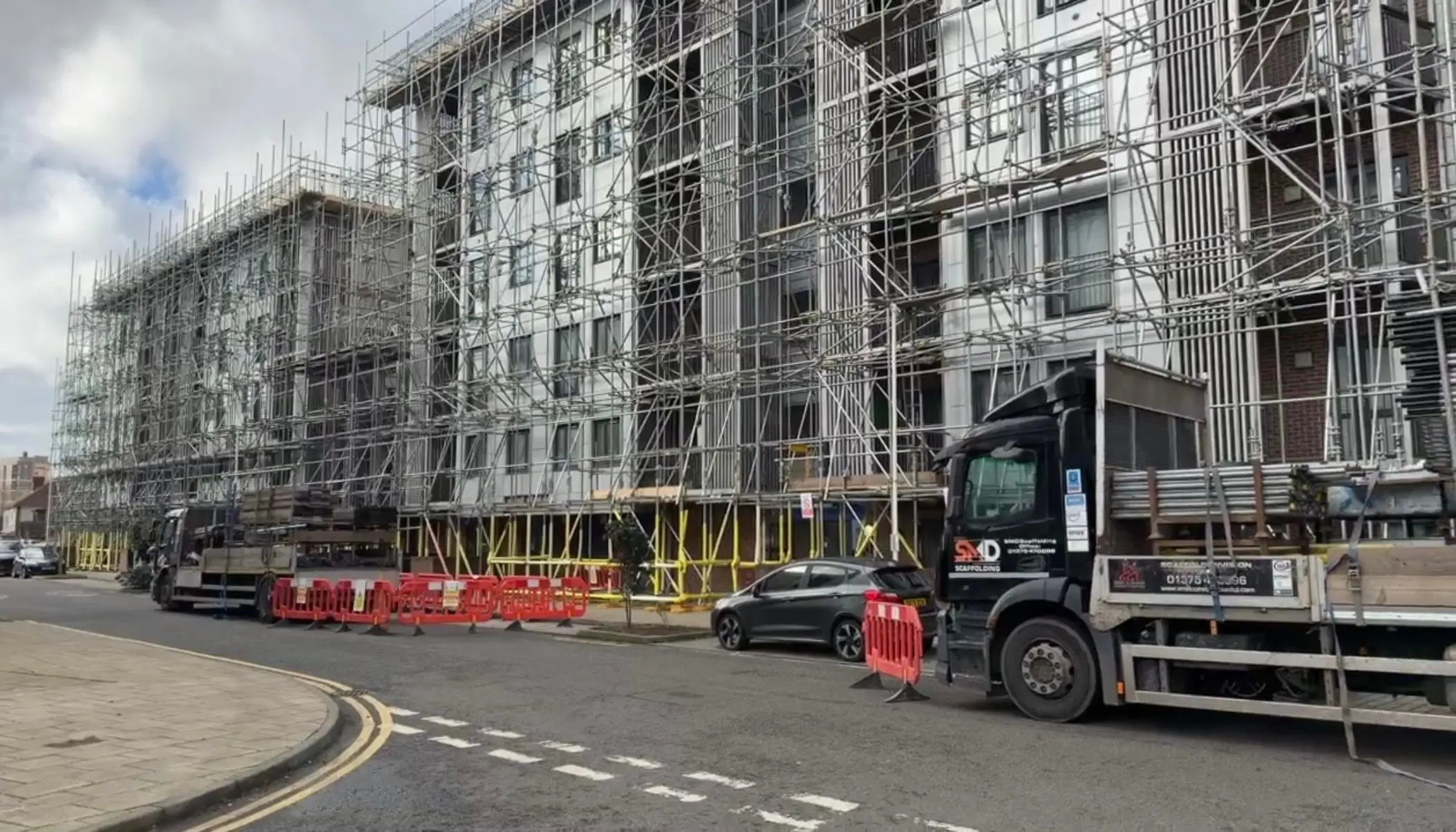 Snowdrop with scaffold up